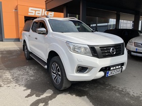 Nissan Navara vaihtoauto