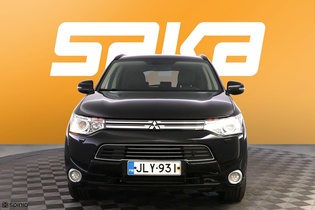 Mitsubishi Outlander PHEV vaihtoauto