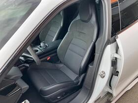 Porsche Taycan vaihtoauto