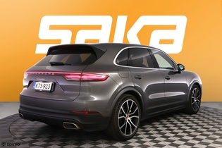 Porsche Cayenne vaihtoauto