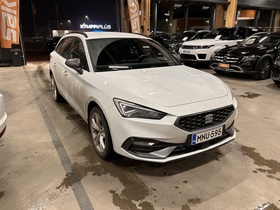 SEAT Leon Sportstourer vaihtoauto