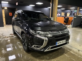 Mitsubishi Outlander vaihtoauto