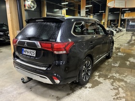 Mitsubishi Outlander vaihtoauto