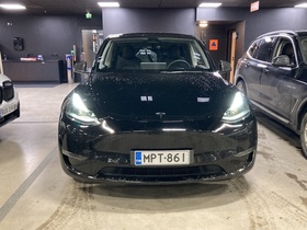 Tesla Model Y vaihtoauto