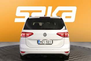 Volkswagen Touran vaihtoauto