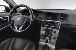 Volvo V60 Cross Country vaihtoauto