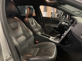 Volvo V60 Cross Country vaihtoauto