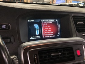 Volvo V60 Cross Country vaihtoauto