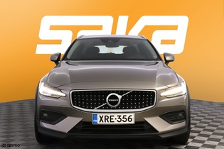 Volvo V60 Cross Country vaihtoauto