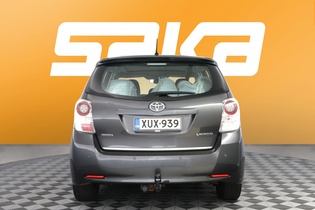 Toyota Verso vaihtoauto