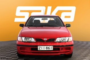 Nissan Almera vaihtoauto