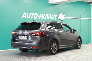 Toyota Avensis vaihtoauto