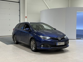 Toyota Auris vaihtoauto