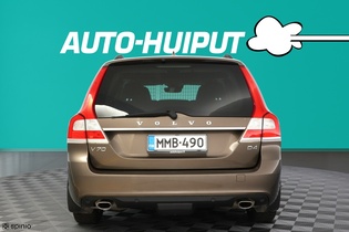 Volvo V70 vaihtoauto