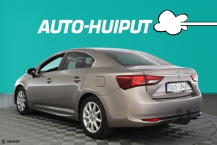 Toyota Avensis vaihtoauto