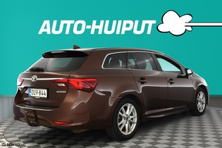 Toyota Avensis vaihtoauto