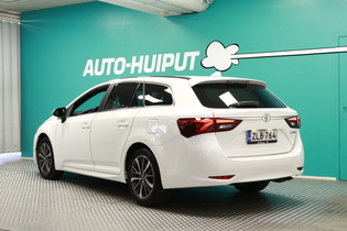 Toyota Avensis vaihtoauto
