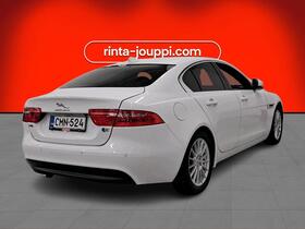 Jaguar XE vaihtoauto