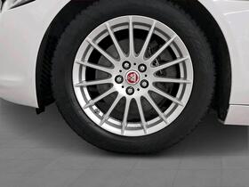 Jaguar XE vaihtoauto