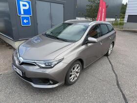 Toyota Auris vaihtoauto