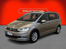 Volkswagen Touran vaihtoauto