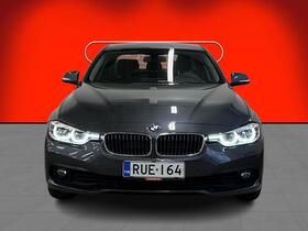 BMW 330 vaihtoauto