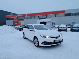 Toyota Auris vaihtoauto