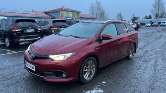 Toyota Auris vaihtoauto