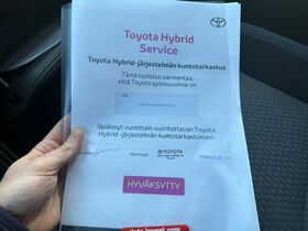 Toyota Auris vaihtoauto