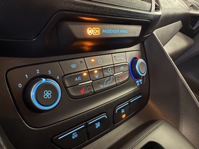 Ford Grand Tourneo Connect vaihtoauto