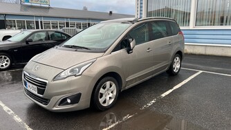 Peugeot 5008 vaihtoauto