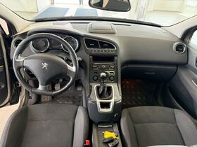 Peugeot 5008 vaihtoauto