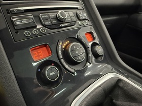 Peugeot 5008 vaihtoauto