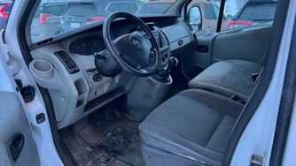 Opel Vivaro vaihtoauto