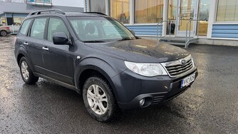 Subaru Forester vaihtoauto