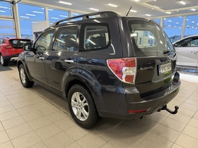 Subaru Forester vaihtoauto