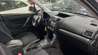 Subaru Forester vaihtoauto