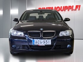 BMW 320 vaihtoauto