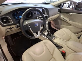 Volvo V40 Cross Country vaihtoauto