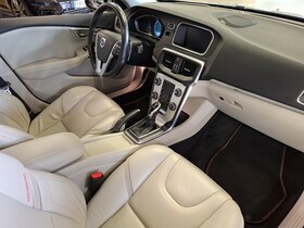 Volvo V40 Cross Country vaihtoauto