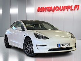 Tesla Model 3 vaihtoauto
