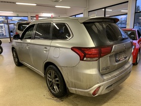 Mitsubishi Outlander PHEV vaihtoauto