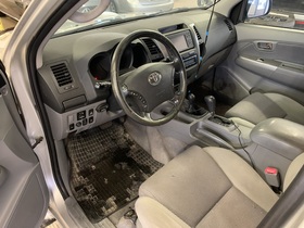 Toyota Hilux vaihtoauto