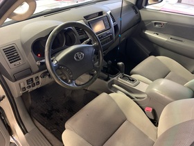 Toyota Hilux vaihtoauto