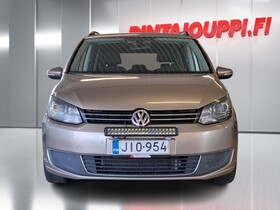 Volkswagen Touran vaihtoauto