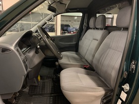 Toyota Hiace vaihtoauto