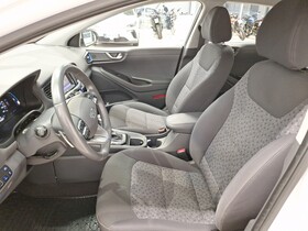 Hyundai IONIQ plug-in vaihtoauto