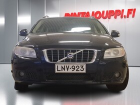 Volvo V70 vaihtoauto