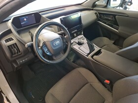 Toyota bZ4X vaihtoauto
