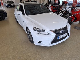 Lexus IS vaihtoauto